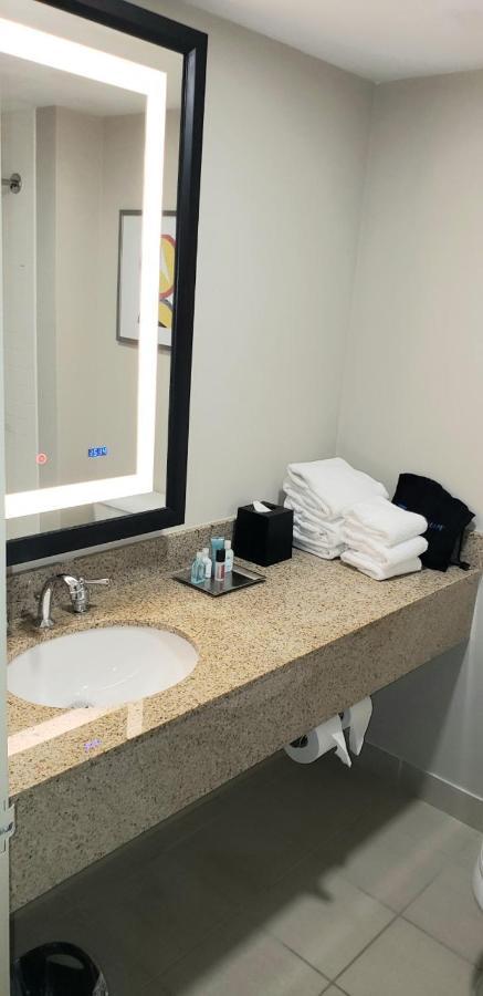 The Cru Hotel Warwick Luaran gambar